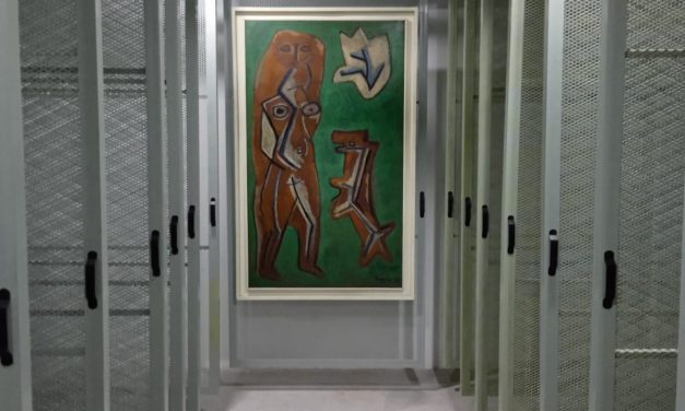 Almacén de obras del Museo Pareja